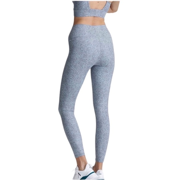 🌺VARLEY Gray Snake Print Century 2.0 High-Rise 7/8 Length Leggings Size XXS🌺 - Picture 2 of 8